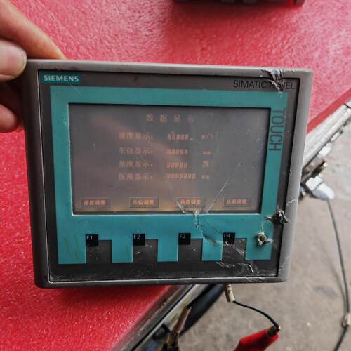 6AV6 647-0AK11-3AX0 触摸屏 工业工控触控操作面板议价维修
