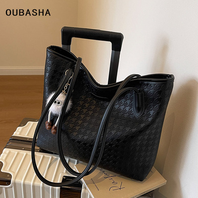 欧芭莎高级感大容量时尚托特包