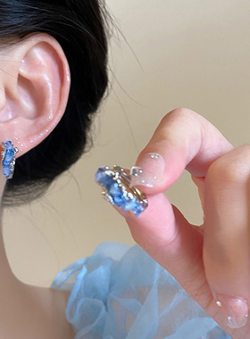 轻奢小众蓝色水晶耳圈耳环女ins潮韩国爆款小清新百搭耳钉耳饰品