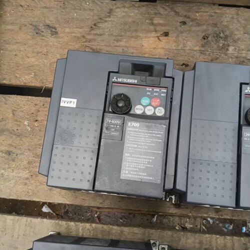 三菱E740400W变频器六台380v成色自定义一台议价