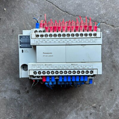松下PLC型号AFPX0L40MR-F拆机产品，功能包好，实议价