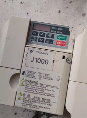 安川J10000.75KW重载变频器三台成色自定义一台议价