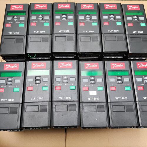 漂亮丹佛斯2800变频器1.5KW 380V现货 VLT28议价