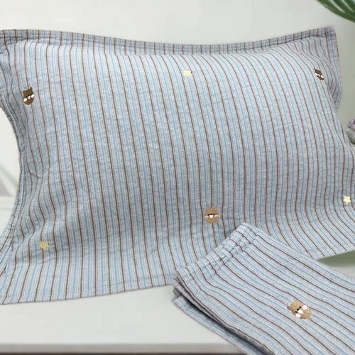 实体店沐瑟新款纯棉四层纱布水洗条纹刺绣卡通小熊小兔大枕巾枕套