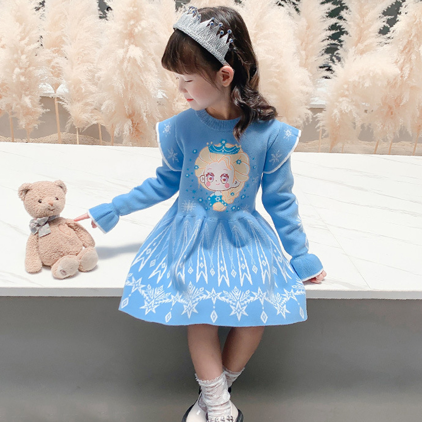 爱莎公主毛衣裙女童针织连衣裙春装2026新款小女孩洋气艾沙百褶裙