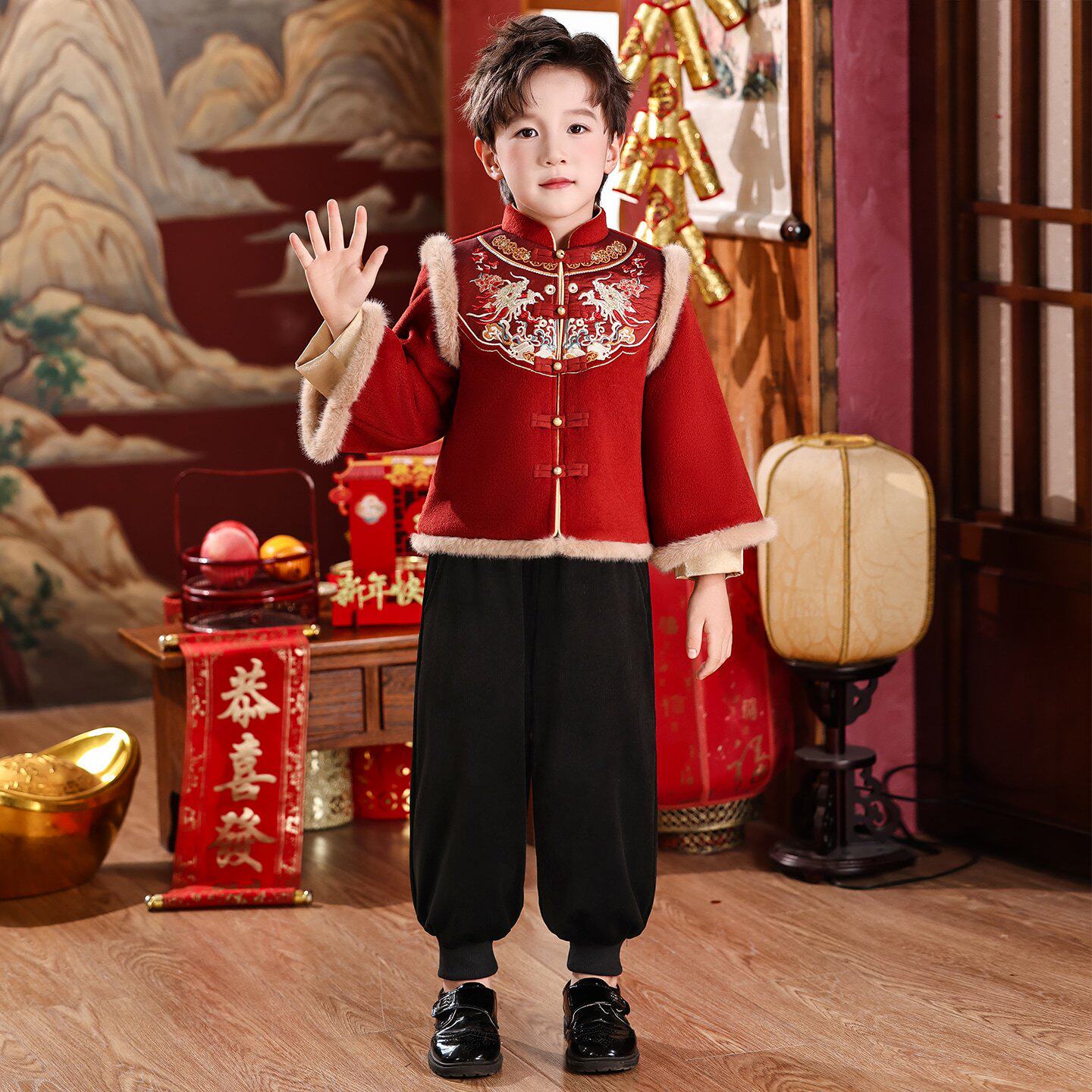 男童汉服冬季加厚新年喜庆拜年服