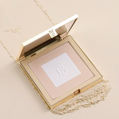 Burberry/博柏利巴宝莉风衣粉饼定妆补妆二合一 控油提亮肤色正品