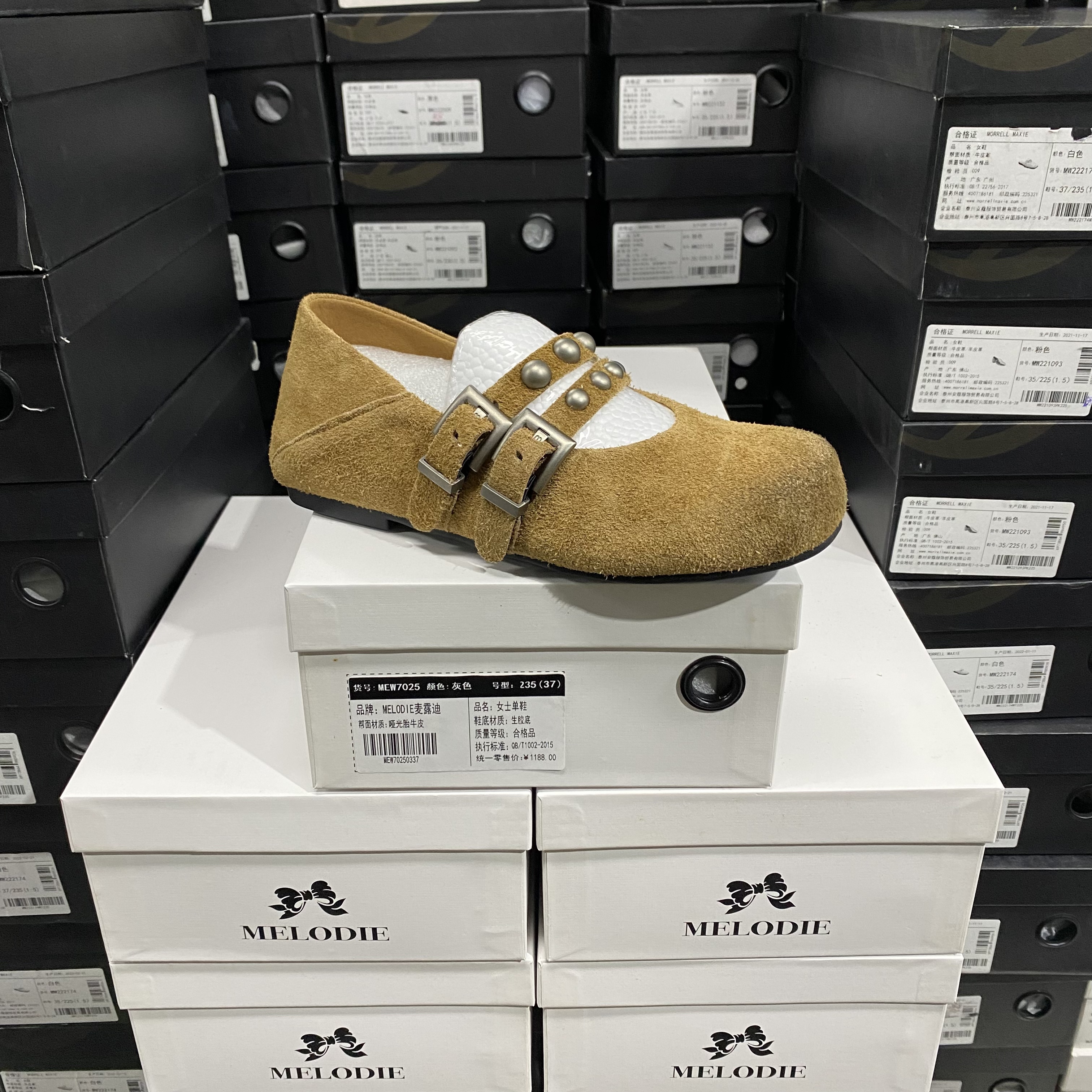 实体专柜意大利设计师轻奢品牌D擦色平底牛反绒7236休闲鞋驼色