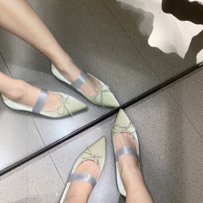 意大利轻奢专柜正品撤柜小牛皮平底绸面尖头时尚单鞋3126浅绿色
