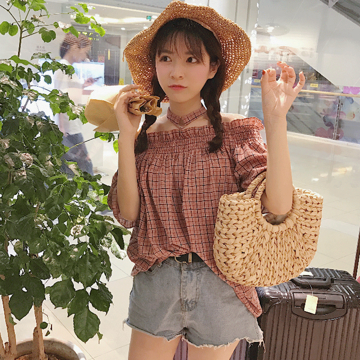 Ïļ¾Å®×°º«°æÒ»×Ö¼çÉÏÒ¸ñ×Ó¶¼ç³ÄÉÀѧÉúÒ»×ÖÁ쩼ç¶ÌÐäÌ×Í·³ÄÒÂ