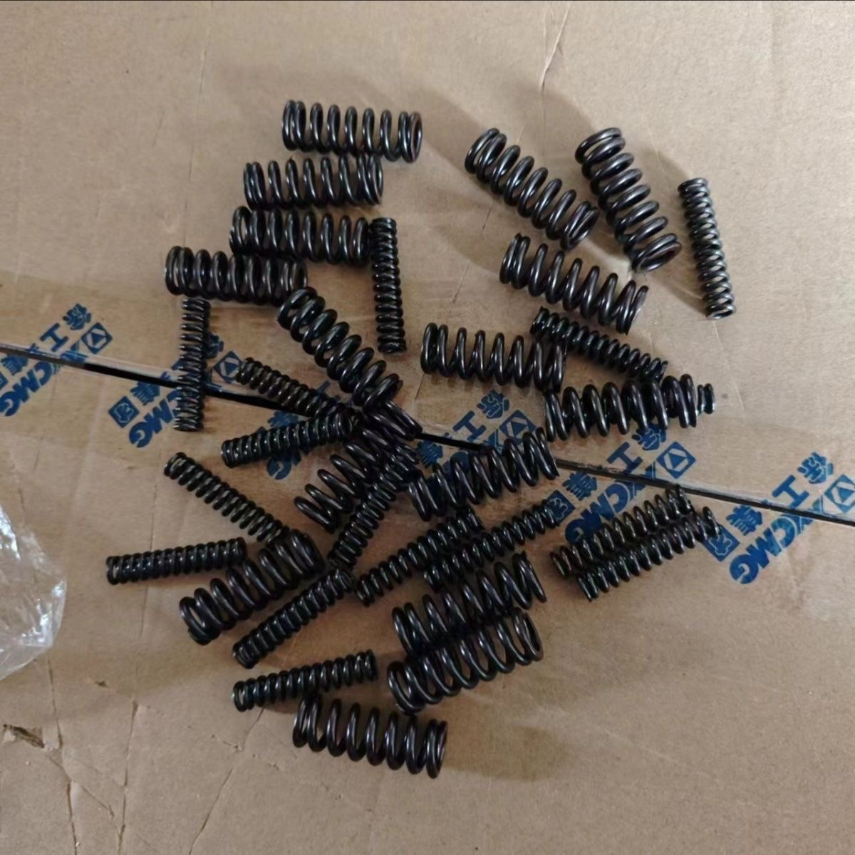 徐工吊车配件 减速机弹簧 回转减速机弹簧 304 307 25k等车型使用图片