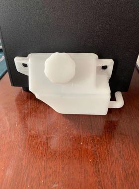 徐工吊车配件 优质老南汽离合器油壶 刹车油壶25K550K 70K 小油壶