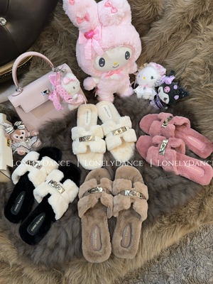 Lonelydance人手一双毛毛拖*chao暖和凯莉扣加绒保暖居家外穿拖鞋