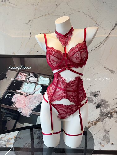 Lonelydance钓系御姐*新品酒红重工设计蕾丝性感修身鱼骨文胸套装