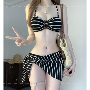 比基尼泳衣女2025新款 純欲風高級感黑白條紋分體性感海邊度假泳裝