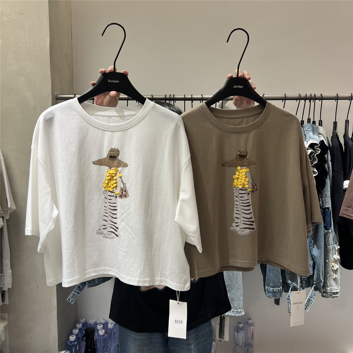 单品DANPIN 韩系立体亮片人物印花T恤女夏季新款宽松显瘦短袖上衣