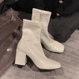 CAIsmaLL新款 白色漆皮短靴亮面弹力靴方头粗跟瘦瘦靴侧拉链女靴子