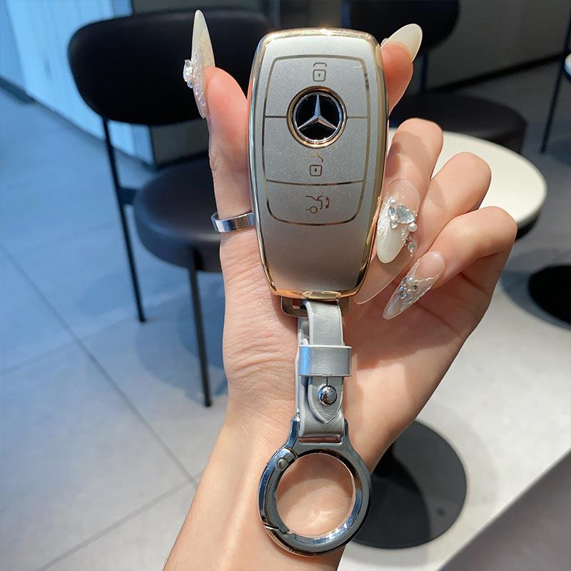 适用奔驰汽车钥匙套GLA200/Glc300高档钥匙GLB全包C200L壳扣男女