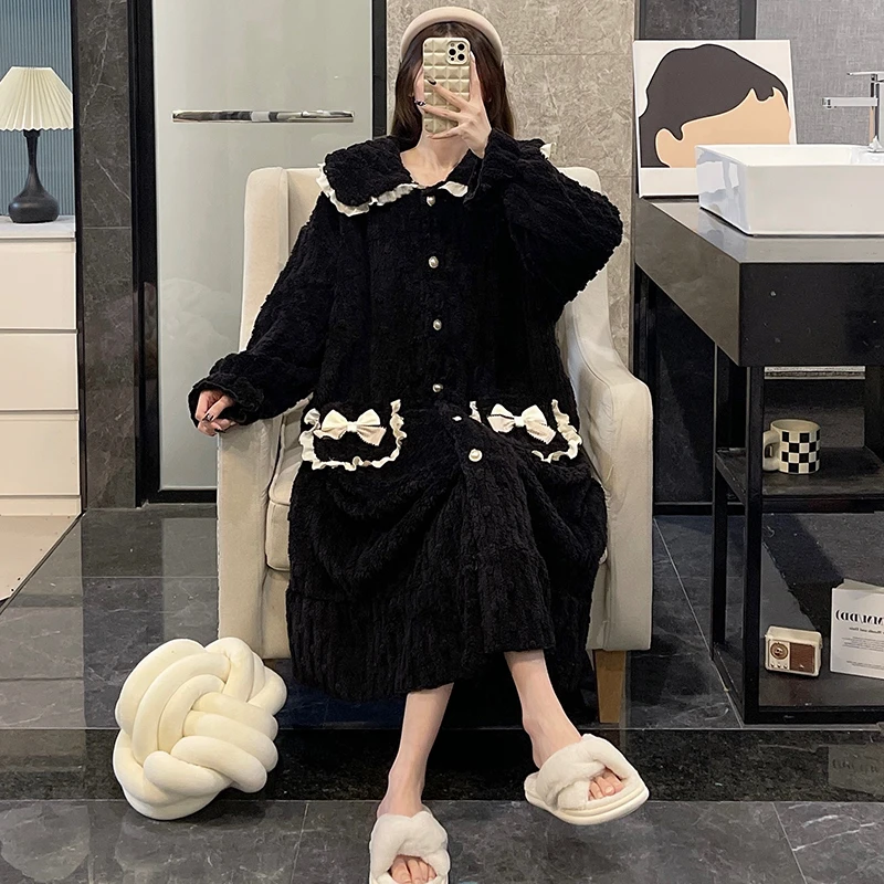 秋冬睡衣女珊瑚绒睡袍女加厚长款娃娃领开衫保暖公主风日系家居袍