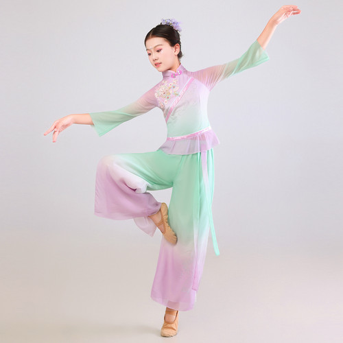 新款女童古典舞蹈服秧歌服民间舞表演服套装伞舞扇子舞剧目舞蹈服
