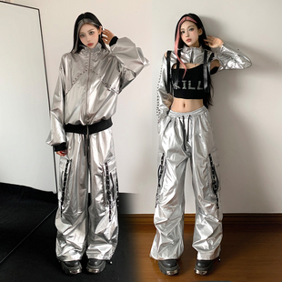 kpop女团演出服韩舞科技感打歌服爵士舞蹈服银色嘻哈机车辣妹套装