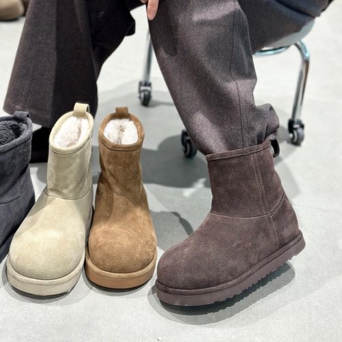 IG莱熙妮2025秋冬新款真皮平底羊毛雪地靴女时尚保暖棉靴套筒短靴