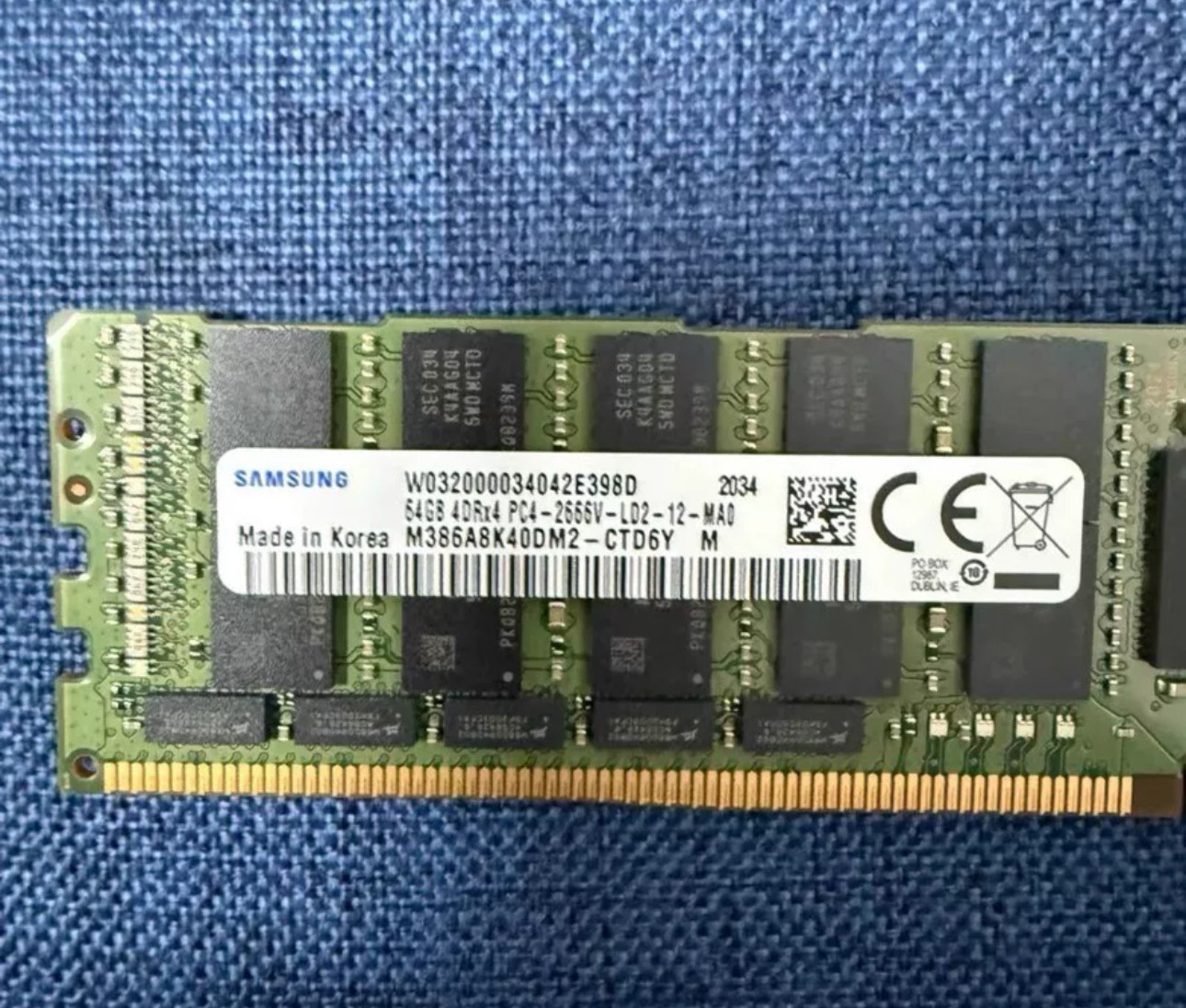 三星 64G 4DR4 2666V M386A8K40CM2-CTD6Y
