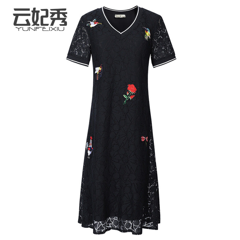 时尚绣花大码韩版宽松百搭V领胖妹妹显瘦遮肉2020夏季新款连衣裙