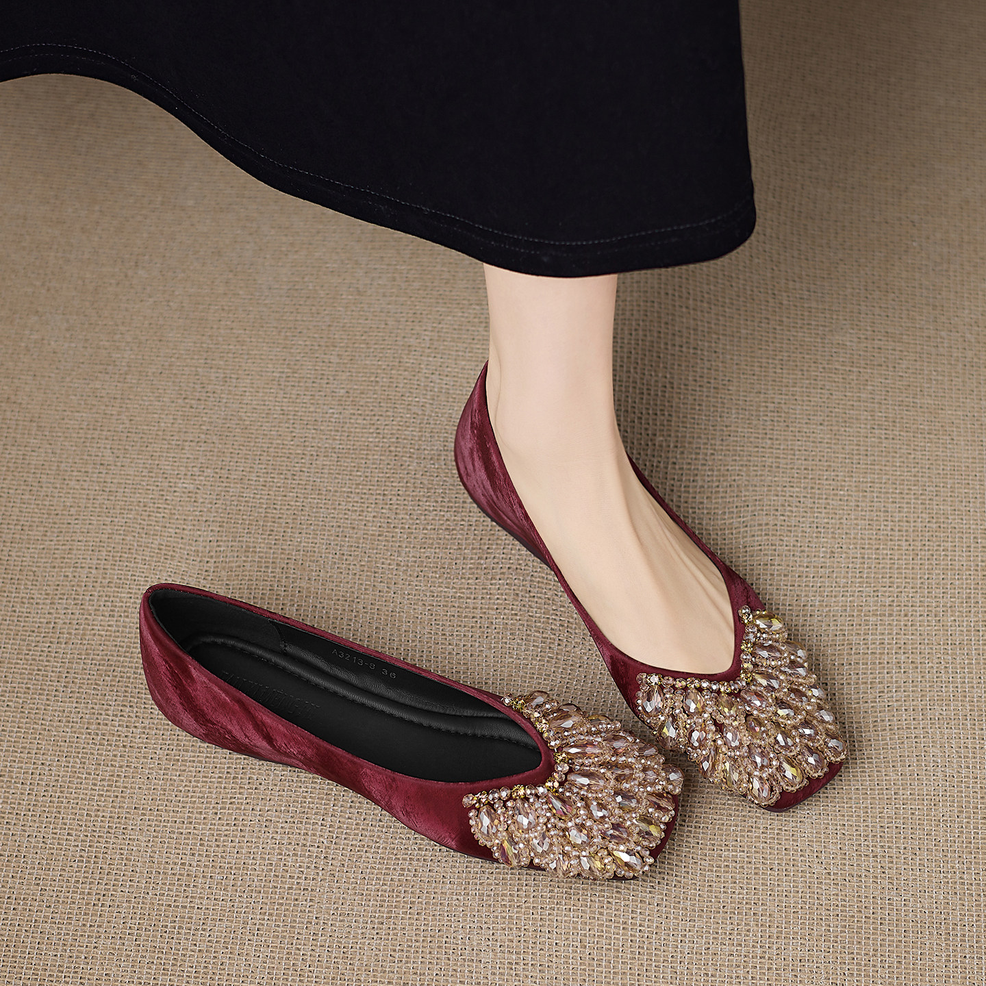 巨好看国风红色鞋子女2026新款春款法式浅口单鞋女不累脚平底婚鞋,女鞋,浅口单鞋,淘宝优惠券,粉丝福利购,淘宝优惠卷