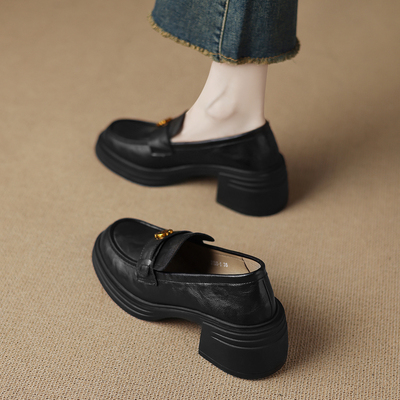 巨好看一脚蹬单鞋女不累脚小皮鞋