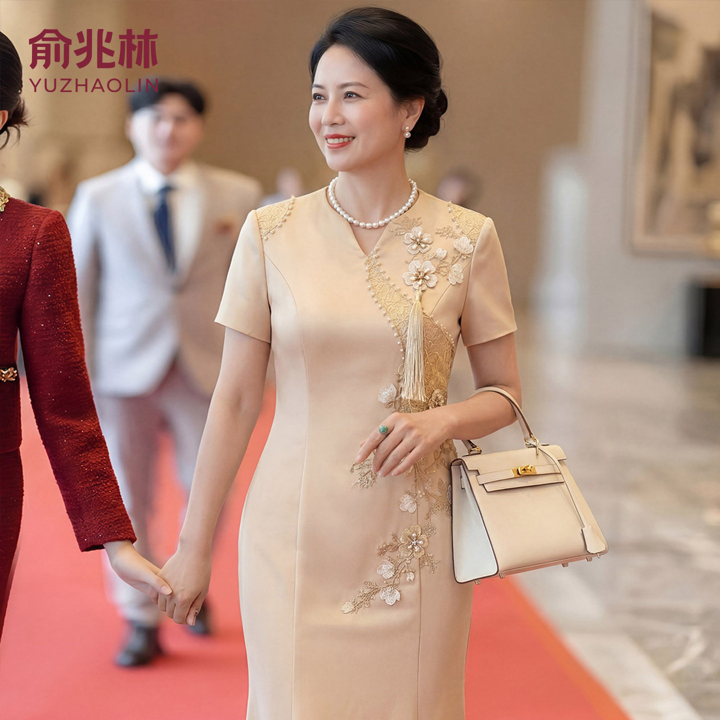 俞兆林2026新款香槟色喜婆婆婚宴旗袍连衣裙妈妈装新中式短袖旗袍