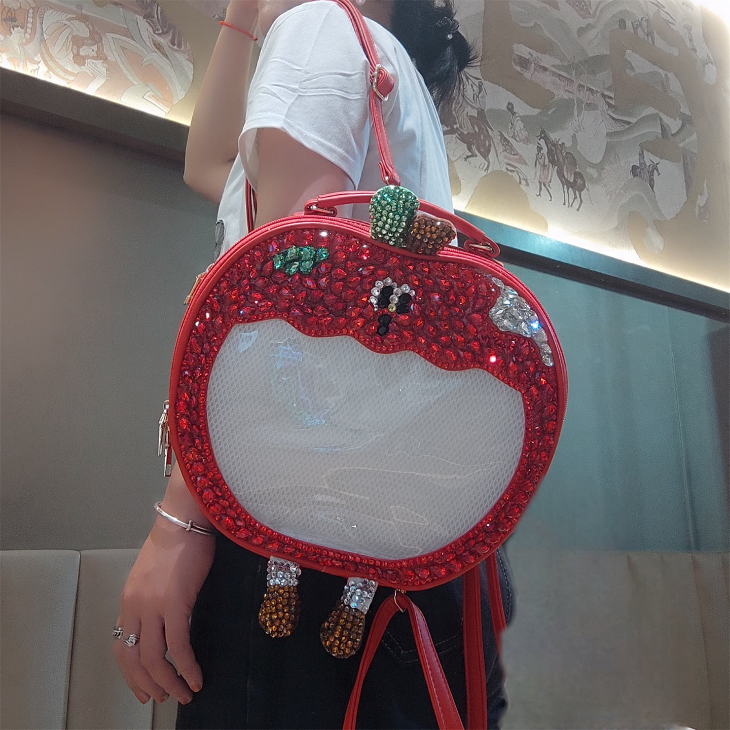 女背包双肩包镶钻苹果斜挎手提包