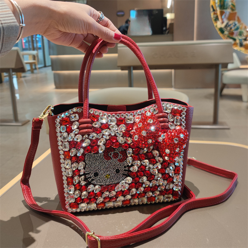 轻奢女包真皮手提包爆款重工时尚名媛气质百搭高颜值洋气大容量包