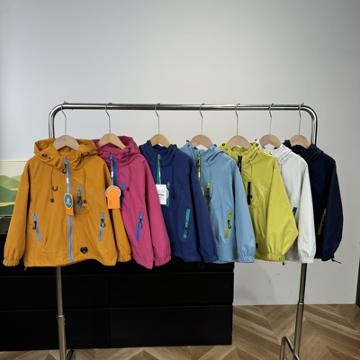 25秋季新款连帽防风中大男童女童洋气儿童冲锋衣外套2590