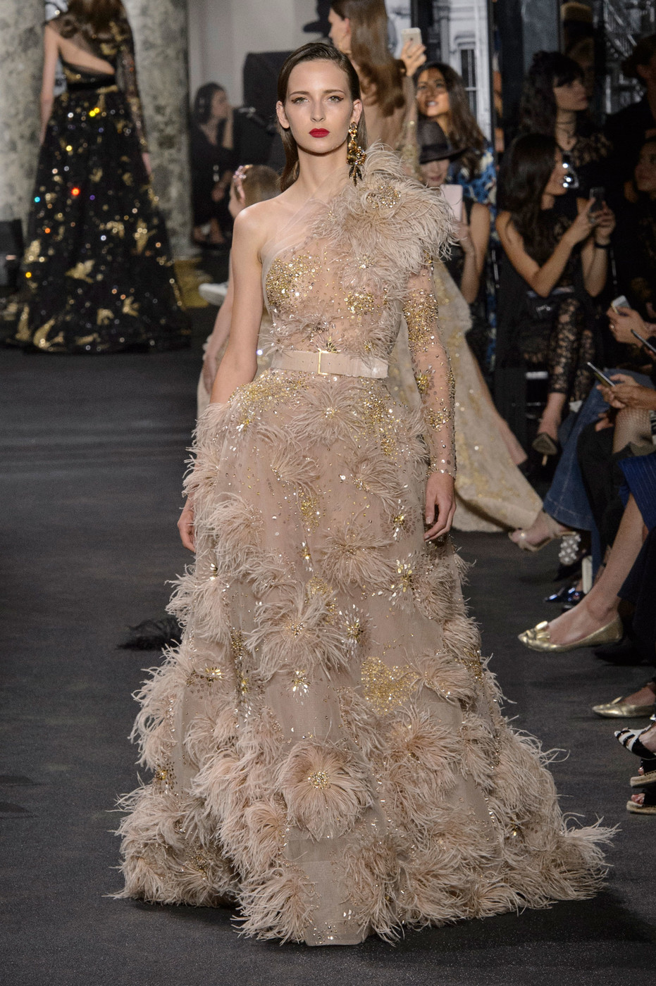 优雅遮肉大气纯手工缝制晚礼服