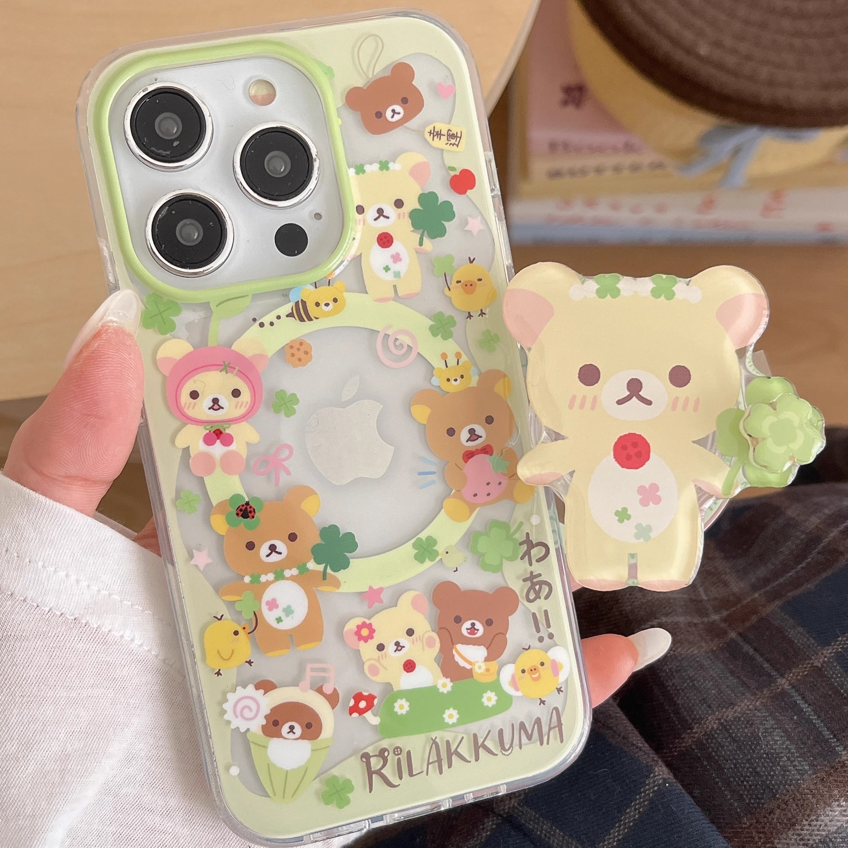 苹果绿色轻松熊双层手机壳