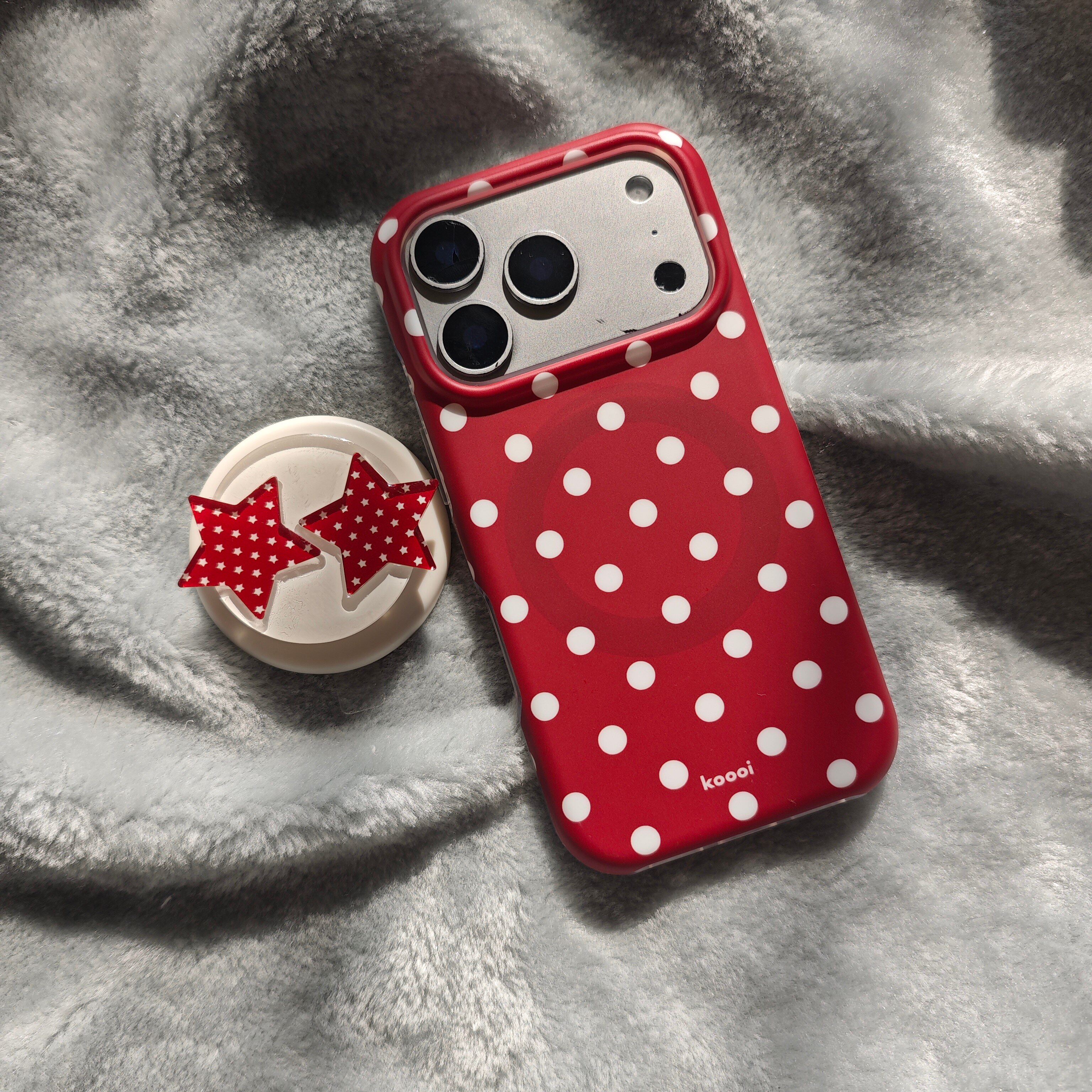 圆弧气囊IMD磁吸简约清新红底波点手机壳适用iphone17promax大孔防摔苹果16磨砂15个性创意14五角星支架13新
