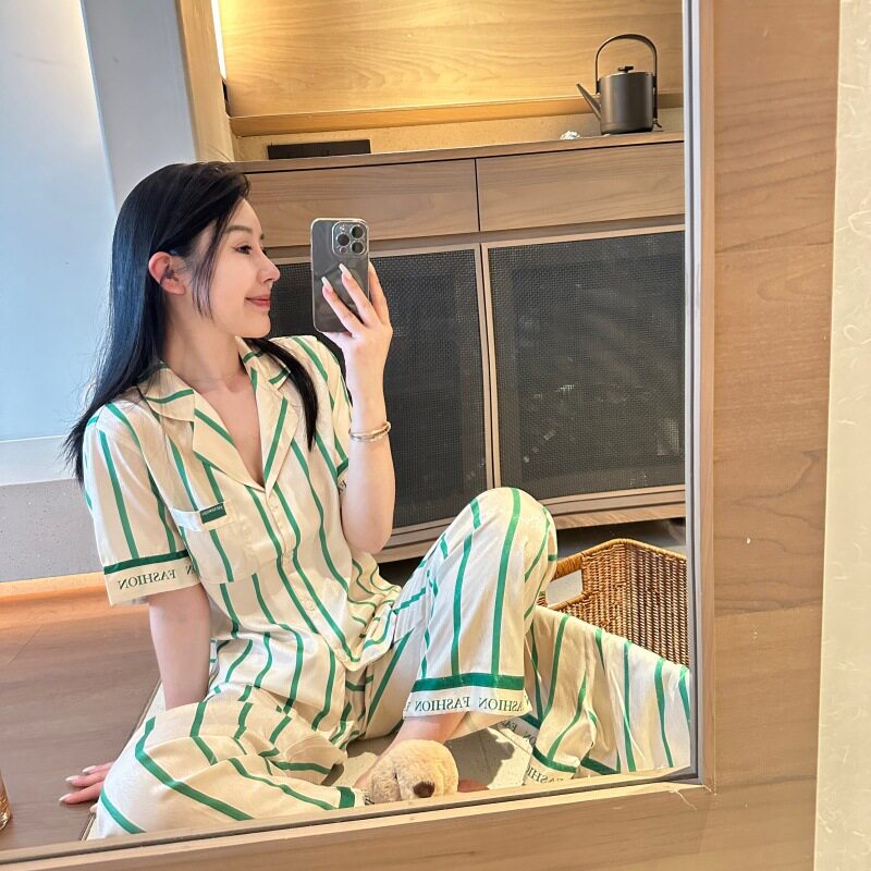 睡衣女款2026新款春夏季新款睡衣翻领休闲条纹印花气质高级三件套