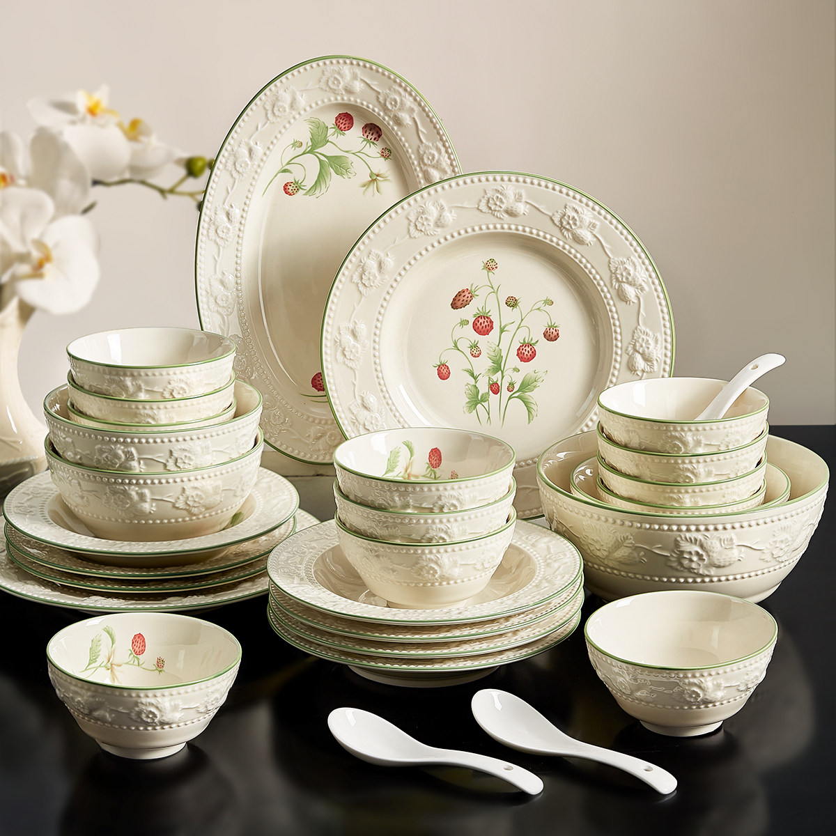 法式浮雕餐具碗碟套装家用2025新款高级感碗具碗筷乔迁新居碗盘子,餐饮具,碗,淘宝优惠券,粉丝福利购,淘宝优惠卷