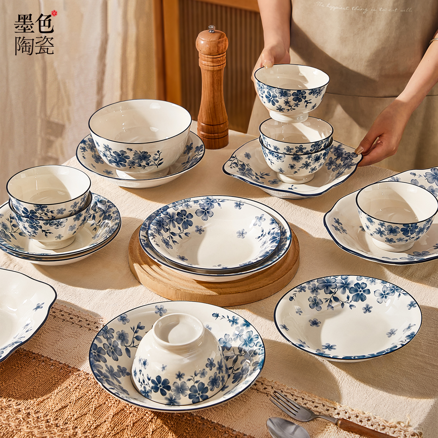 墨色中式碗盘家用2025新款高颜值米饭碗好看的吃饭小碗盘子汤面碗