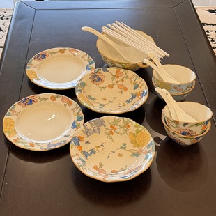 乔迁新居餐具套装陶瓷碗盘碟家用新款高颜值碗具礼盒结婚新婚礼物