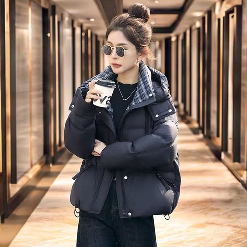 2026年鹅绒短款羽绒服女新款轻薄独特雪乡哈尔滨防寒外套加厚零北