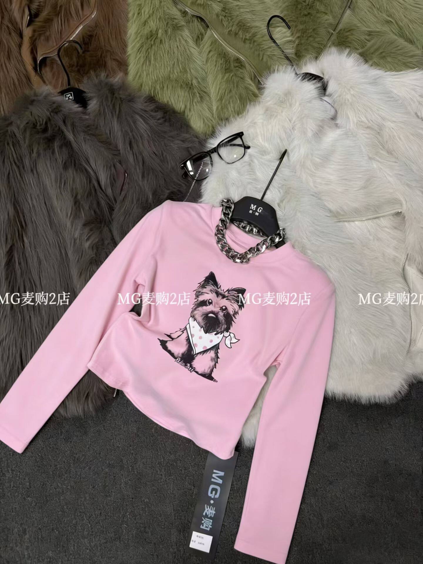 十三行2025秋冬新款时尚百搭显瘦长袖圆领狗狗印花T恤上衣女