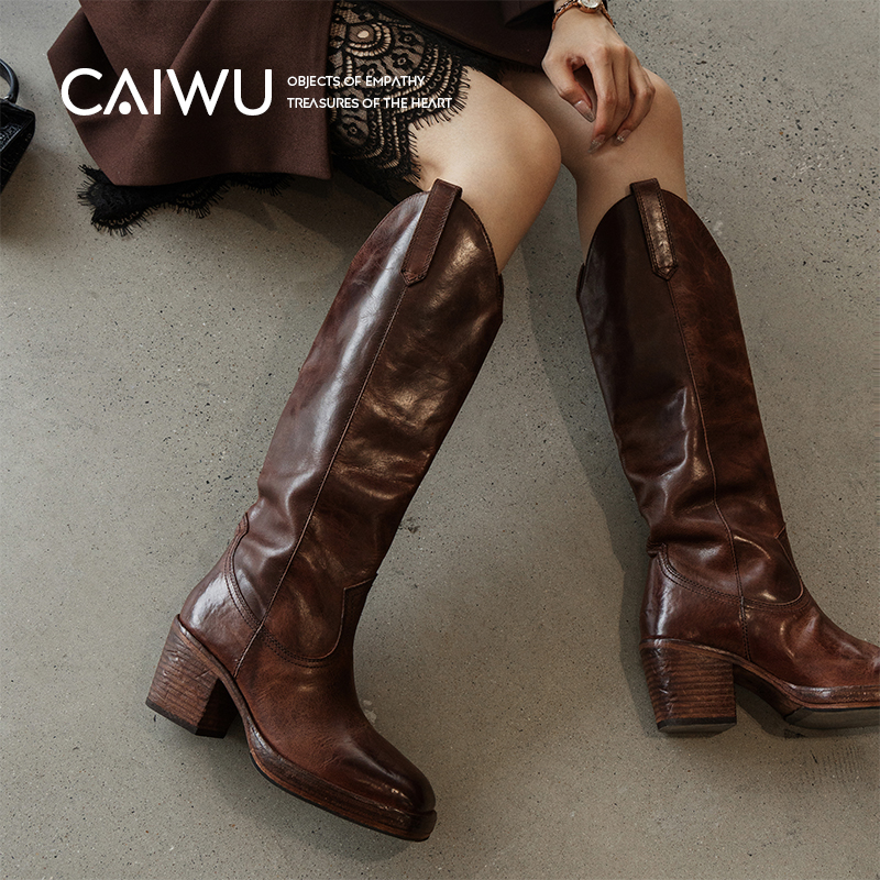 【彩物】复古棕色长筒靴2025新款手工真皮骑士靴女时尚方头中跟