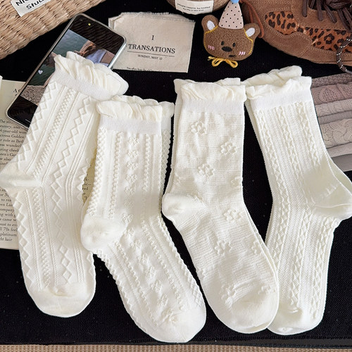 日系花边白色纯棉中筒袜