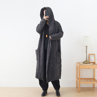 解巷口爱宽松大码连帽长款毛衣外套女厚实针织开衫2025秋冬装新款