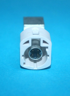 AMPHNOL汽车载HSD4P板端卧式LVDS收音天线束插头公头B型白色FAKRA