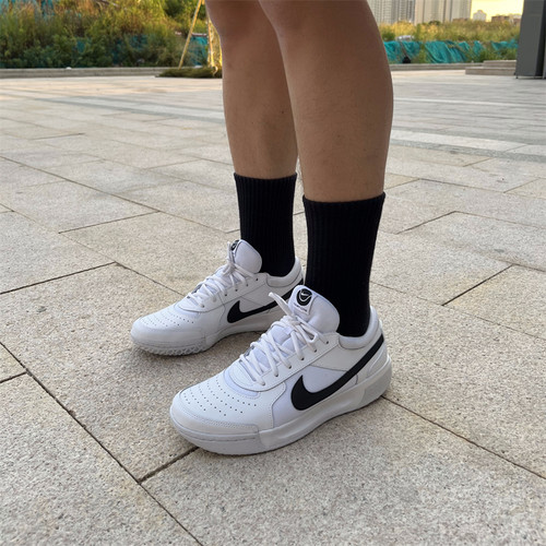 耐克NIKE夏季新款网球休闲鞋