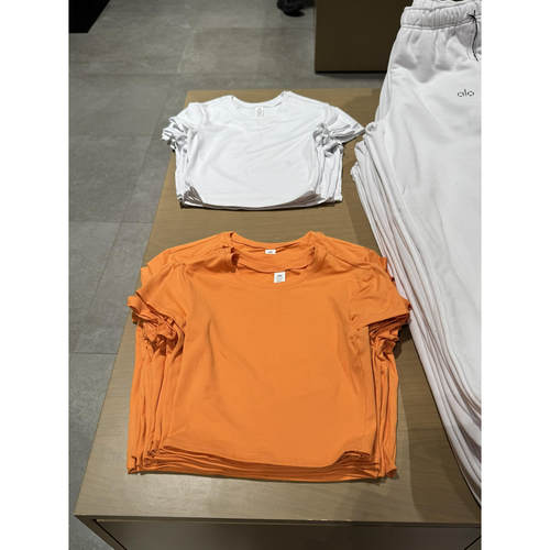 小芸澳洲ALO YOGA Alosoft Crop Finesse 短款修身瑜伽T恤短袖