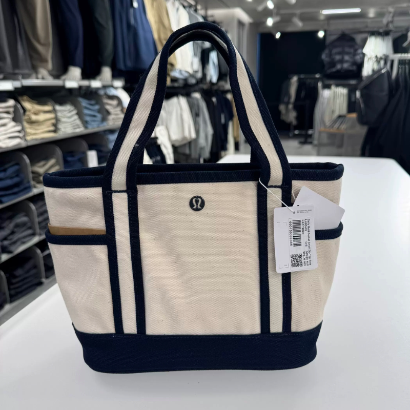 澳洲专柜Lululemon mini托特包6.5L饭盒包图片